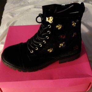 Betsey Johnson Boots